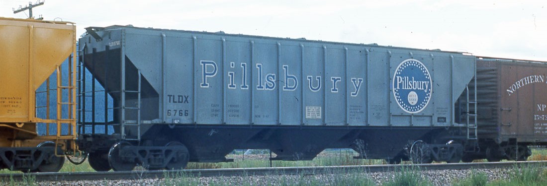 Tangent Scale Models HO 21040-02 Pullman-Standard PS-2 4427 High Side Covered Hopper TLDX 'Delivery Pillsbury 3-1967' TLDX #6762