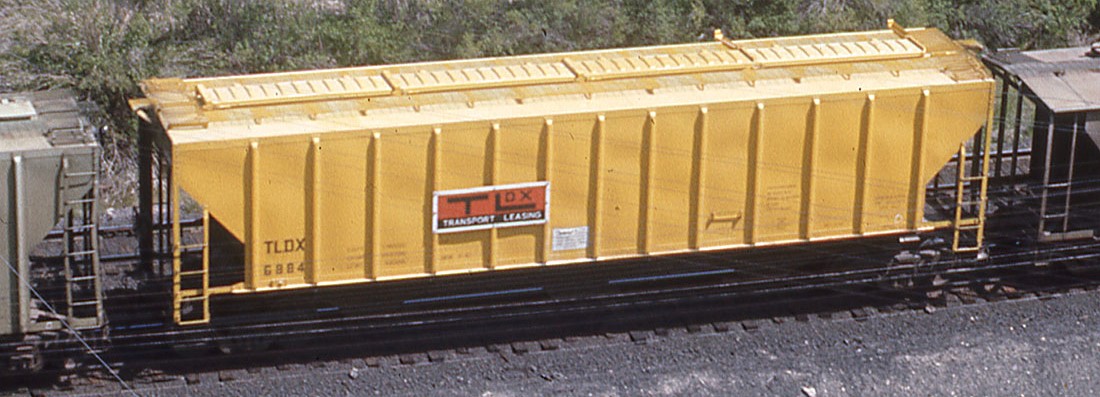 Tangent Scale Models HO 21041-05 Pullman-Standard PS-2 4427 High Side Covered Hopper TLDX 'Delivery Yellow Lease 3-1967' TLDX #6884