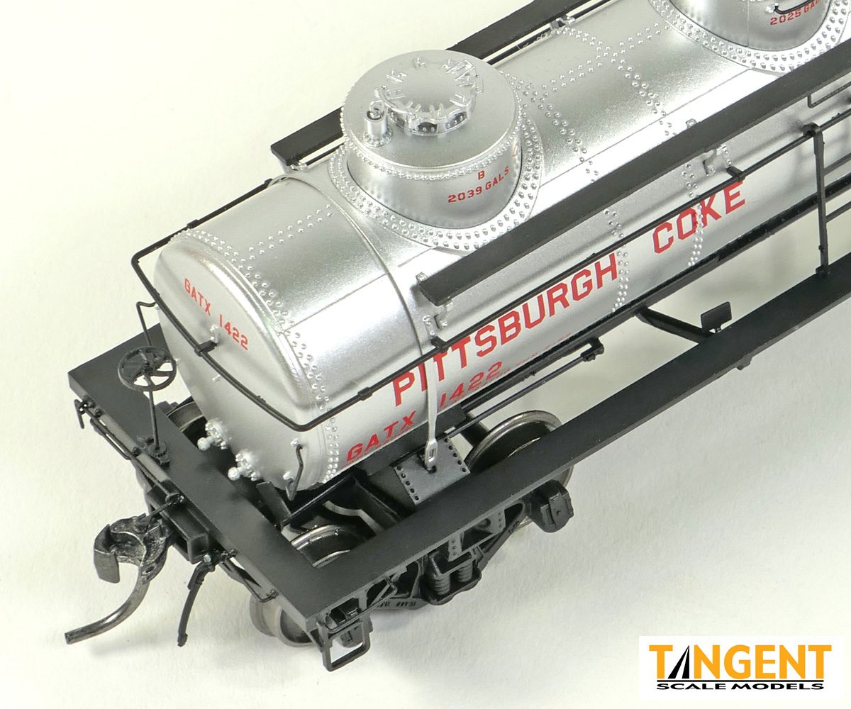 Tangent Scale Models HO 11523-01 General American 1928-Design 6000 Gallon 3-Compartment Tank Car 'Pittsburg Coke & Chemical 1952+' GATX #1422