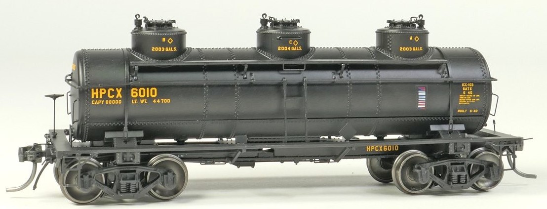 Tangent Scale Models HO 11526-01 General American 1928-Design 6000 Gallon 3-Compartment Tank Car 'Hercules Powder Company Black Lease 1970+' HPCX #6010