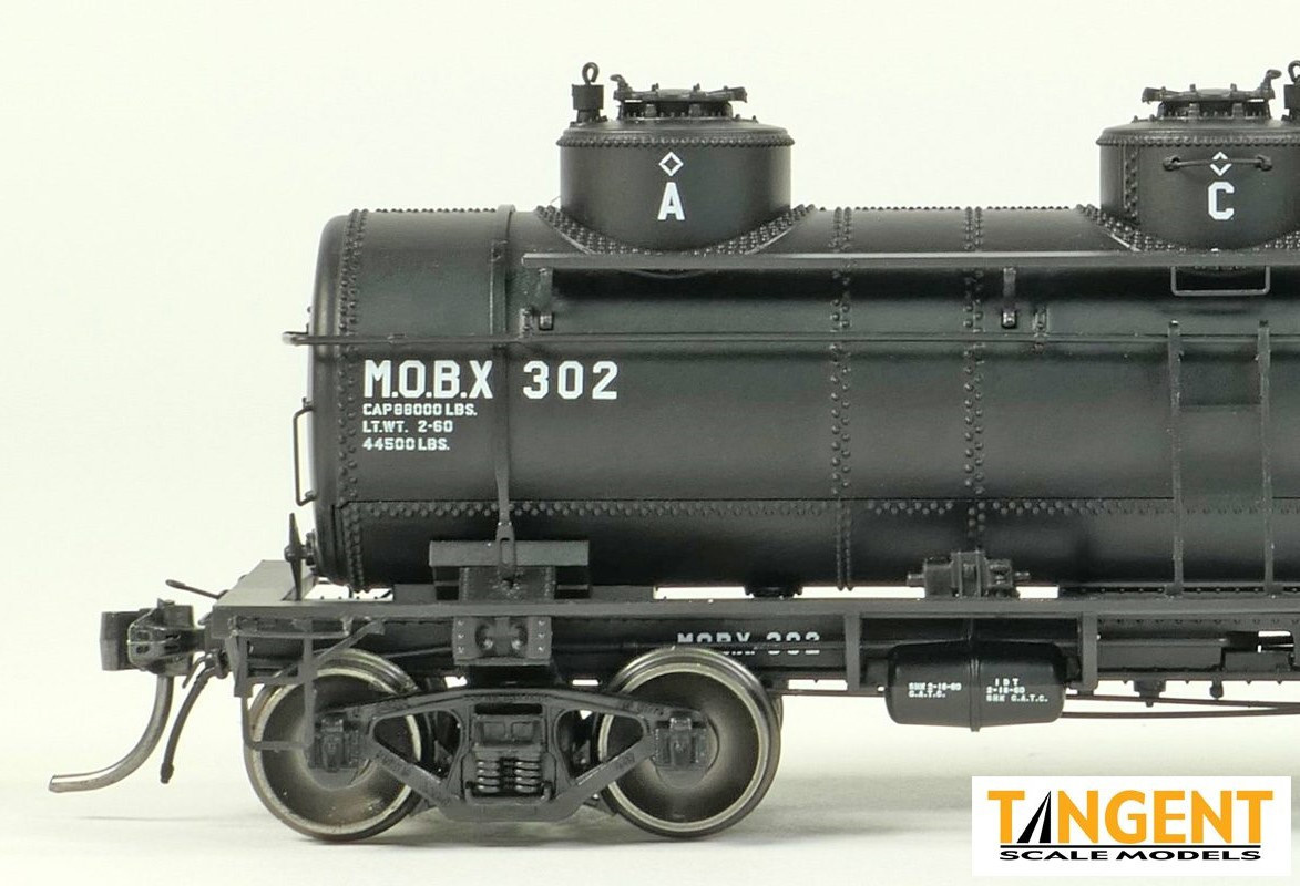 Tangent Scale Models HO 11527-02 General American 1928-Design 6000 Gallon 3-Compartment Tank Car 'Mobil Oil Company Black Lease 1960+' MOBX #310