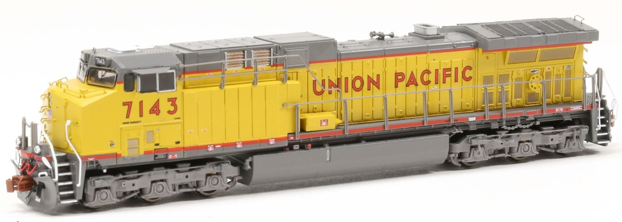 ScaleTrains Rivet Counter N SXT39140 DCC Ready GE AC4400CW Locomotive Union Pacific w/Red Sill Stripe UP #7143