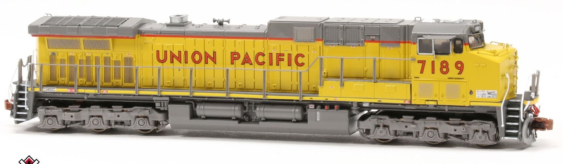 ScaleTrains Rivet Counter N SXT39145 DCC/ESU LokSound V5 Equipped GE AC4400CW Locomotive Union Pacific w/Yellow Sill Stripe UP #7152