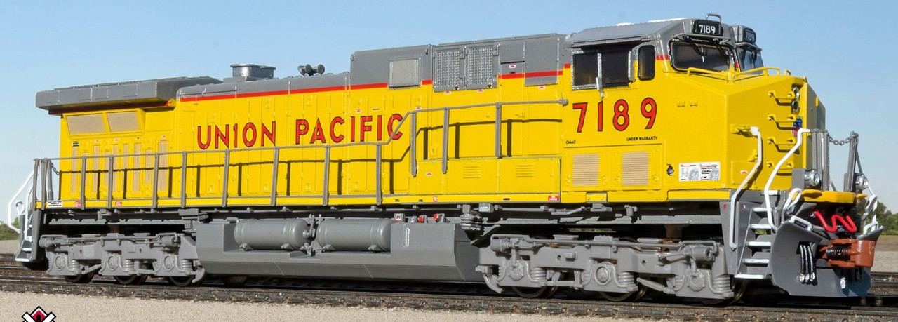 ScaleTrains Rivet Counter N SXT39147 DCC/ESU LokSound V5 Equipped GE AC4400CW Locomotive Union Pacific w/Yellow Sill Stripe UP #7172