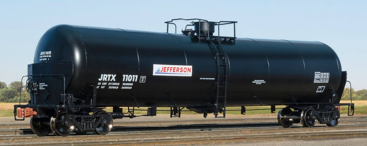 ScaleTrains Operator HO SXT11524 Trinity 31K Tank Car with Head Shields JRTX #11101