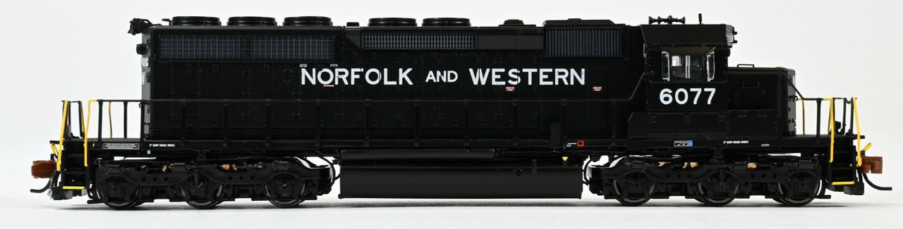 ScaleTrains Rivet Counter N SXT39419 DCC/ESU LokSound Equipped EMD SD40-2 Locomotive Norfolk & Western 'Claytor Scheme' NW #6082