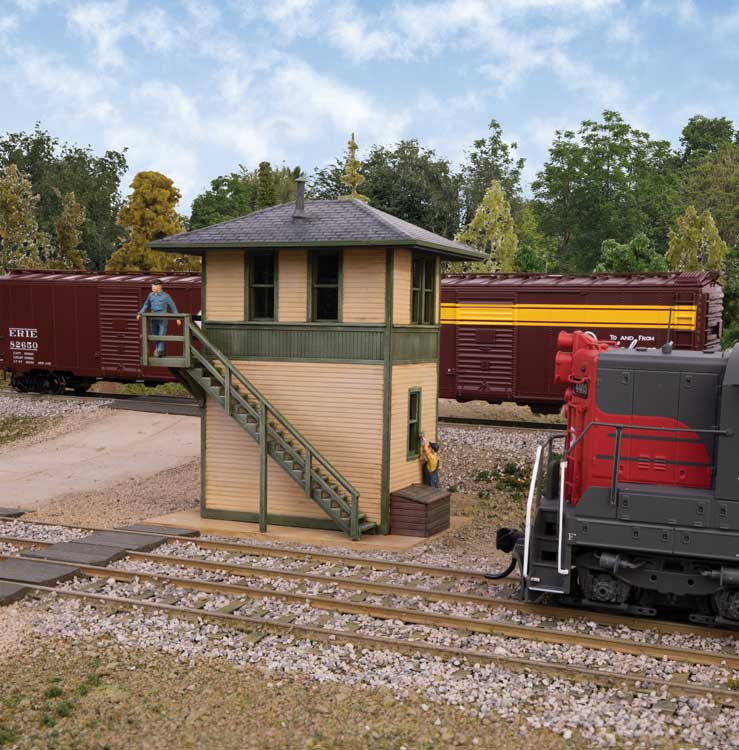 Walthers Cornerstone HO 933-3556 Trackside Signal Tower - Kit