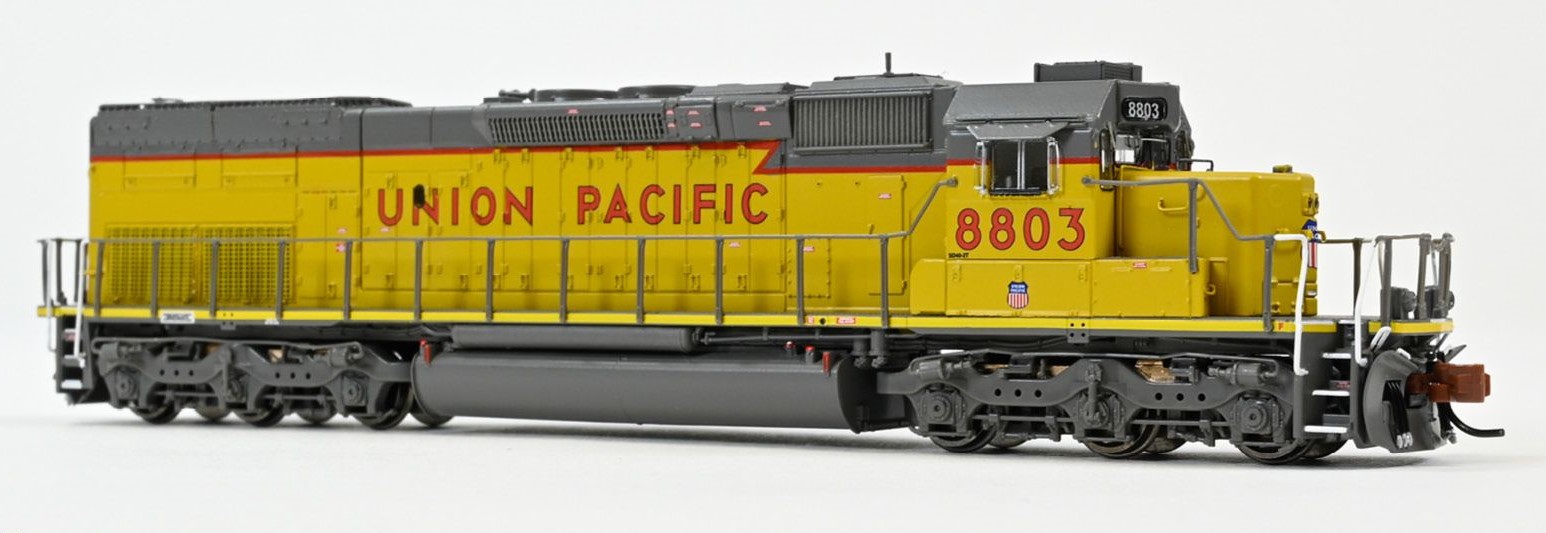 ScaleTrains Rivet Counter N SXT39619 DCC/ESU LokSound Equipped EMD SD40T-2 Union Pacific 'Lightning Stripe' UP #8803