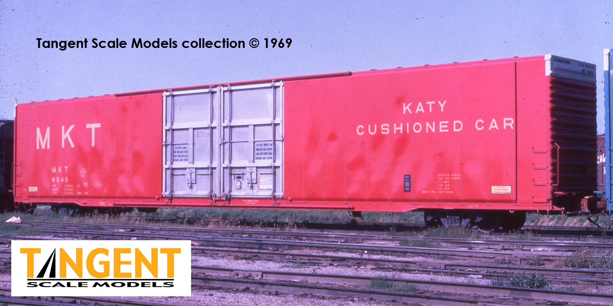 Tangent Scale Models HO 25066-01 Greenville 86′ Double Plug Door Box Car Missouri-Kansas-Texas 'Delivery 1969 Red' MKT #8542