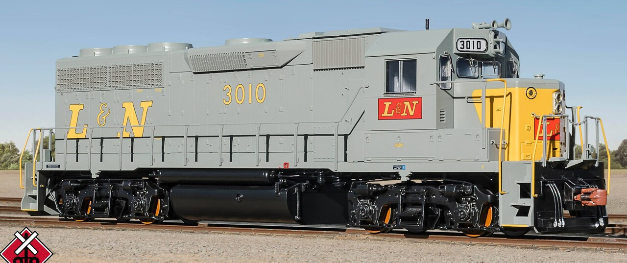 ScaleTrains Rivet Counter HO SXT40190 DCC Ready EMD GP40 Phase IIa2 Louisville & Nashville 'Early Yellow Nose' L&N #3013