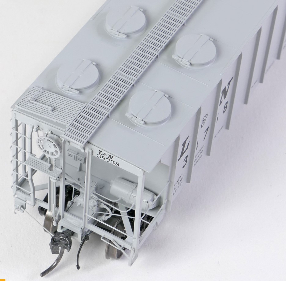 Tangent Scale Models HO 35162-02 Pullman-Standard 2929 Covered Hopper Louisville and Nashville 'Delivery Gray 10-1963' L&N #38755
