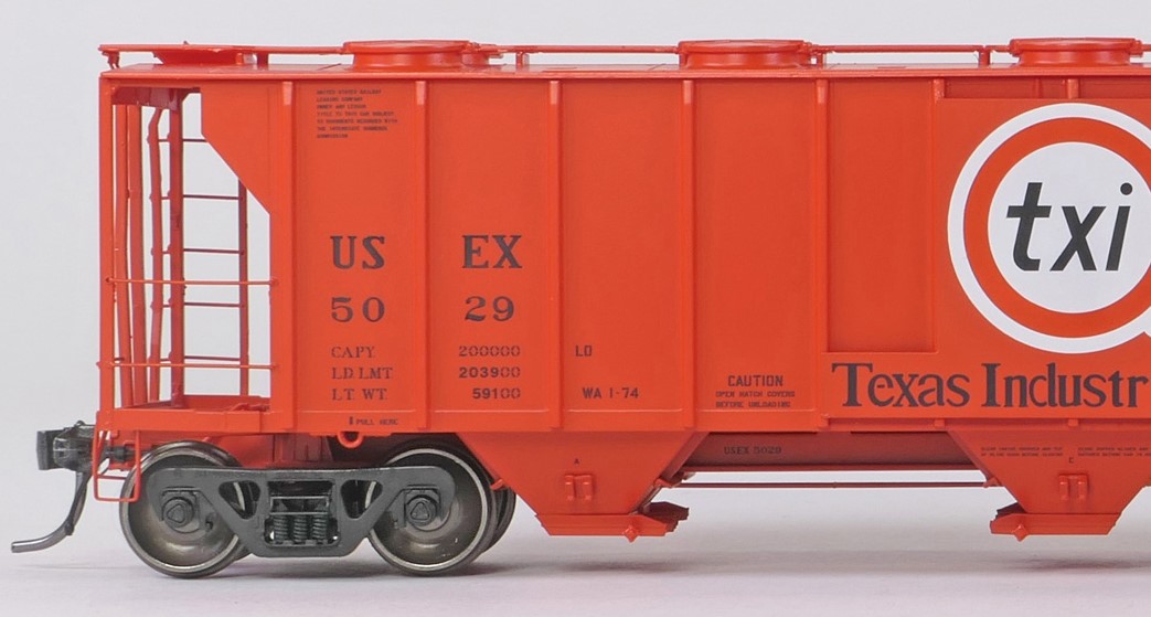 Tangent Scale Models HO 35164-01 Pullman-Standard 2929 Covered Hopper 'Texas Industries 1980' USEX #5015