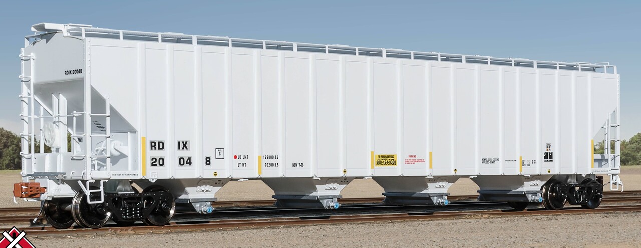 ScaleTrains Rivet Counter HO SXT39457 P-S 5820 Covered Hopper Entec Polymers White w/Conspicuity Stripes & Miner 289C Outlets RDIX #20048