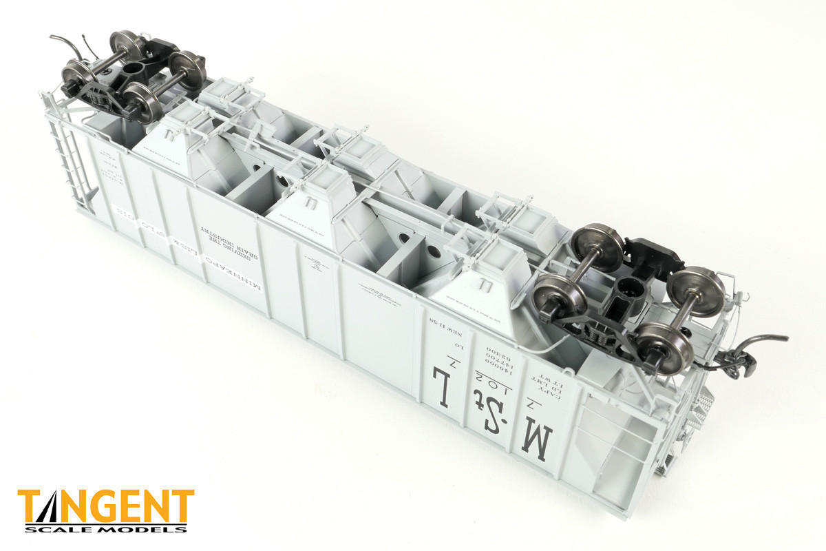 Tangent Scale Models HO 35012-09 PS-2 3215CuFt Covered Hopper Minneapolis and St. Louis 'Delivery Gray 11-1958' M&StL #71031