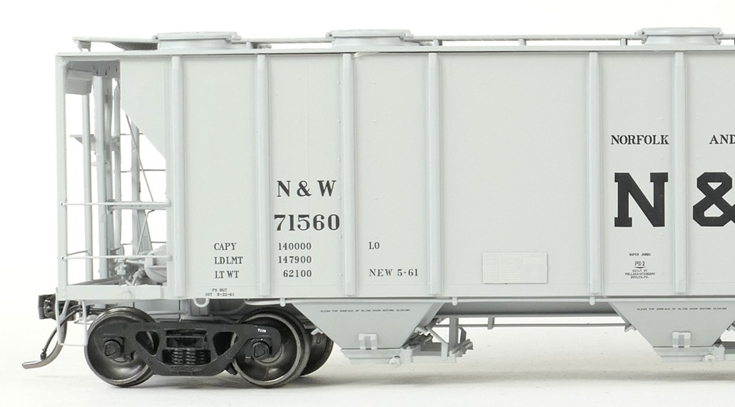 Tangent Scale Models HO 35013-01 PS-2 3215CuFt Covered Hopper Norfolk and Western 'Delivery Gray HC13 5-1961' NW #71552