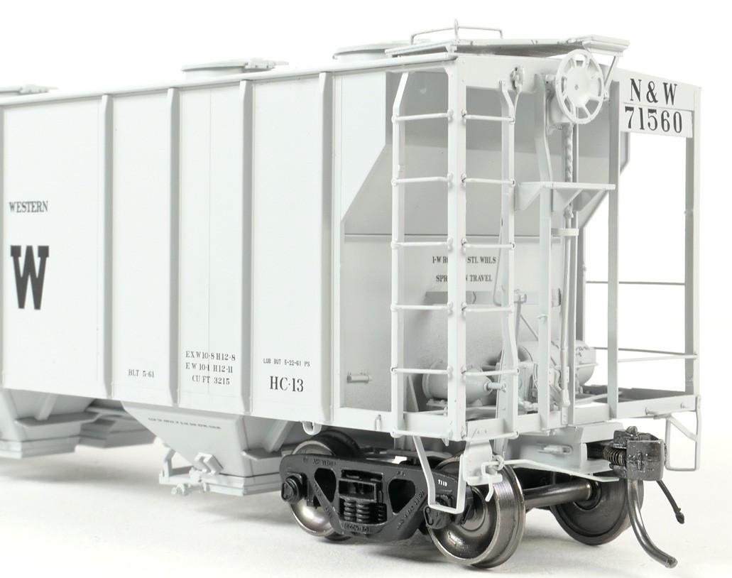 Tangent Scale Models HO 35013-02 PS-2 3215CuFt Covered Hopper Norfolk and Western 'Delivery Gray HC13 5-1961' NW #71554