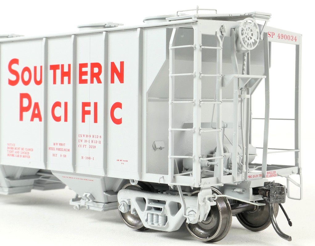 Tangent Scale Models HO 35015-01 PS-2 3215CuFt Covered Hopper Southern Pacific 'Delivery Gray H-100-1 9-1959' SP #490021