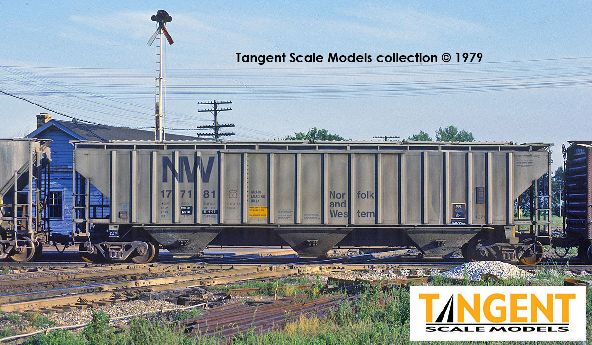 Tangent Scale Models HO 36220-11 NW Roanoke Shops 4750CuFt Covered Hopper Norfolk Western 'Delivery HC-71 1973' NW #177181