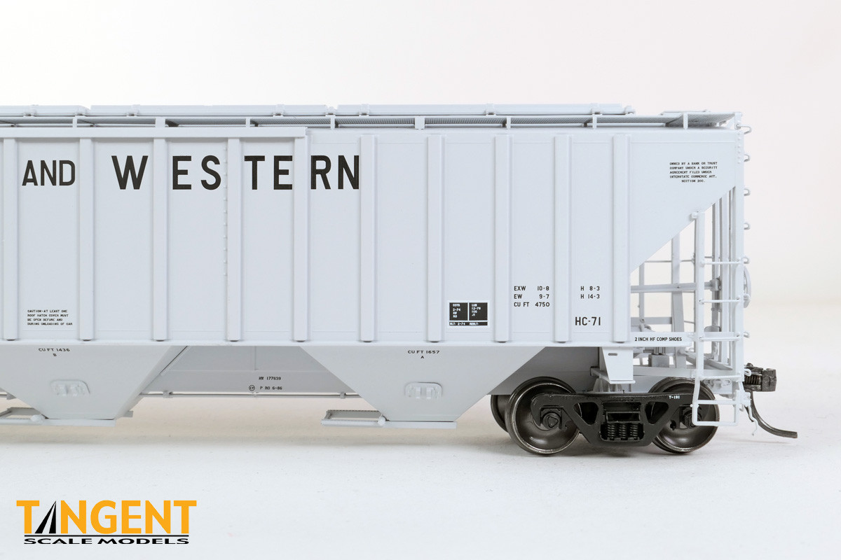 Tangent Scale Models HO 36222-06 NW Roanoke Shops 4750CuFt Covered Hopper Norfolk Western 'Claytor Repaint HC-71 1986+' NW #177363