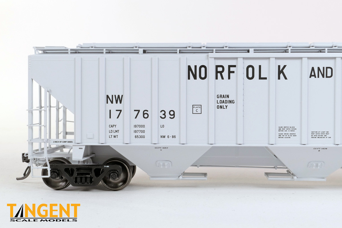 Tangent Scale Models HO 36222-10 NW Roanoke Shops 4750CuFt Covered Hopper Norfolk Western 'Claytor Repaint HC-71 1986+' NW #177641