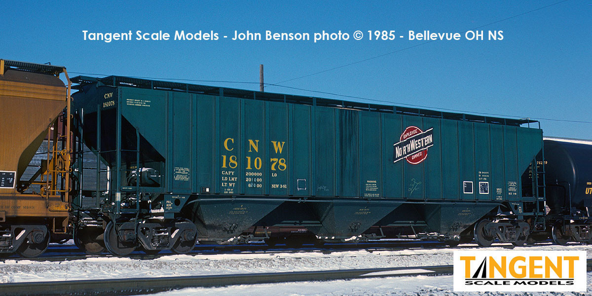 Tangent Scale Models HO 36360-16 PS4750 Covered Hopper Chicago and North Western Delivery Green 3-1981 CNW #181365