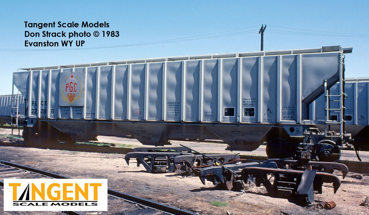 Tangent Scale Models HO 36366-06 PS4750 Covered Hopper Pullman Leasing Co Producer’s Grain 1980 PLCX #22308