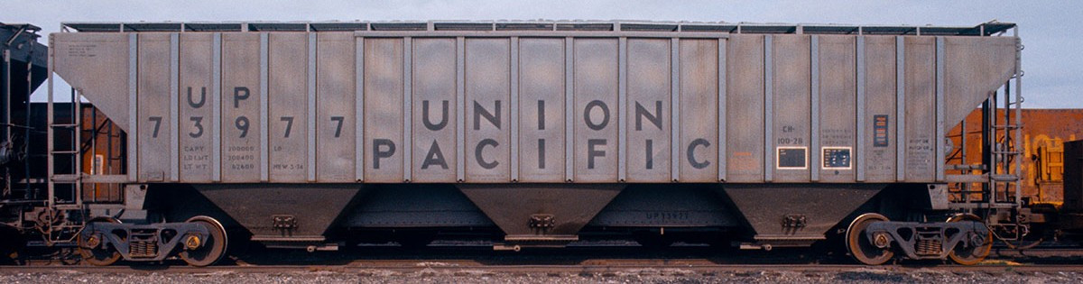 Tangent Scale Models HO 36373-03 PS4750 Covered Hopper Union Pacific 'Delivery Gray CH-100-28 3-1974' UP #73925