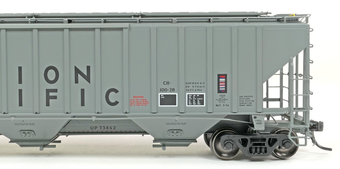 Tangent Scale Models HO 36373-10 PS4750 Covered Hopper Union Pacific 'Delivery Gray CH-100-28 3-1974' UP #74031