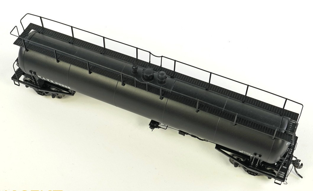 Tangent Scale Models HO 31011-04 NACC 1963-Design 20,500 Gallon Non-Insulated Tank Car NATX 'Black Lease Delivery 1966' NATX #22234