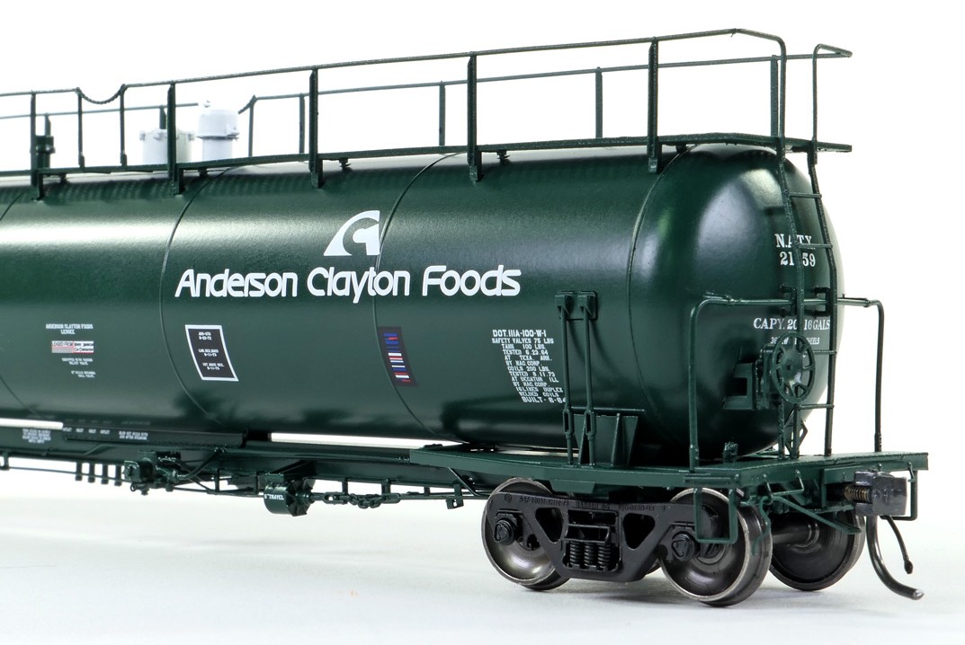 Tangent Scale Models HO 31012-01 NACC 1963-Design 20,500 Gallon Non-Insulated Tank Car 'Anderson Clayton Foods 1973+' NATX #21546