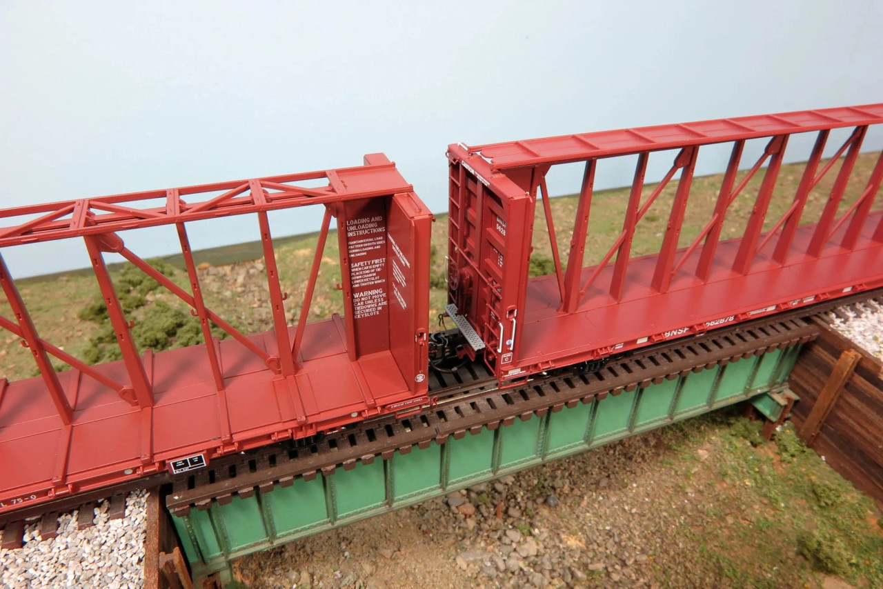 Rapido Trains Inc HO 174013A NSC Centerbeam Flatcar Ontario Northland Blue ONT Single Car