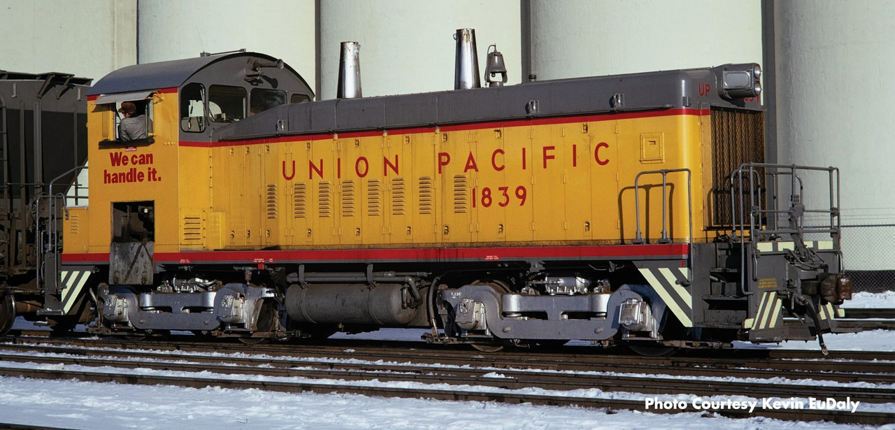Rapido Trains Inc HO 27096 DCC Ready EMD SW9 Locomotive Union Pacific UP #1838
