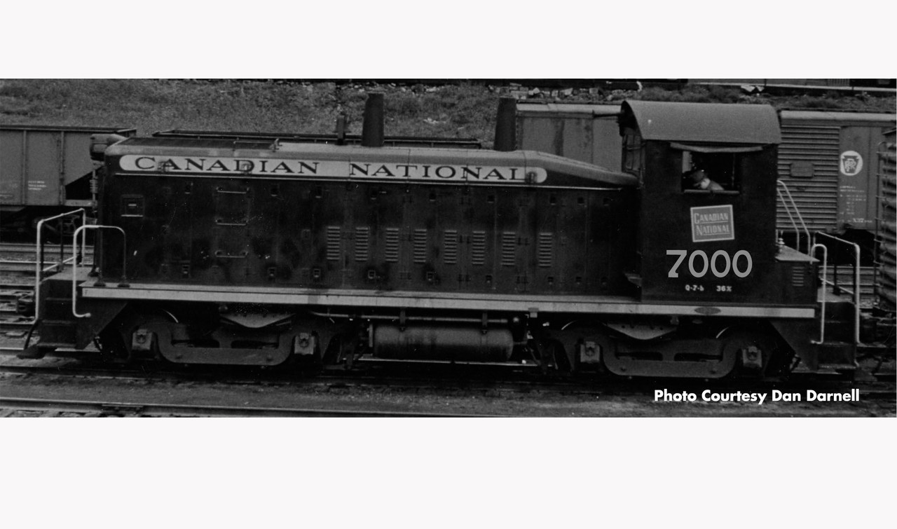 Rapido Trains Inc HO 27571 DCC/ESU LokSound V5 Equipped EMD SW9 Locomotive Canadian National 'Black Scheme' CN #7004