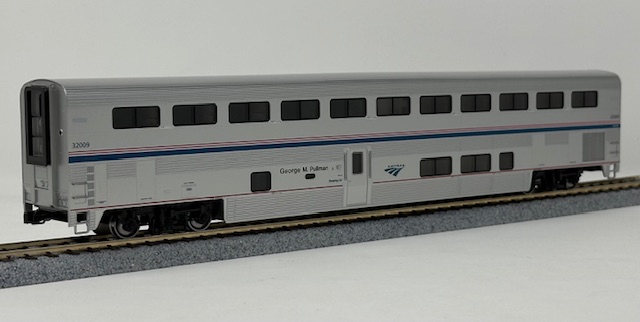 Kato HO 35-6088 Superliner I Sleeper 'Phase VI' Scheme Amtrak
