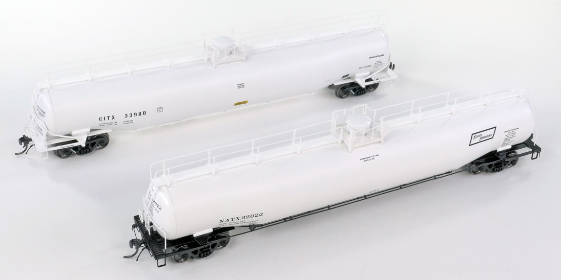 Tangent Scale Models HO 31160-02 NACC 1963 Design 33,000 Gallon Dual Diameter LPG/AA Tank Car NATX 'White Lease Delivery 1963' NATX #32019