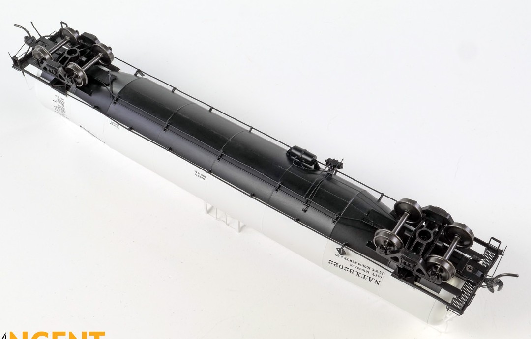 Tangent Scale Models HO 31160-03 NACC 1963 Design 33,000 Gallon Dual Diameter LPG/AA Tank Car NATX 'White Lease Delivery 1963' NATX #32020