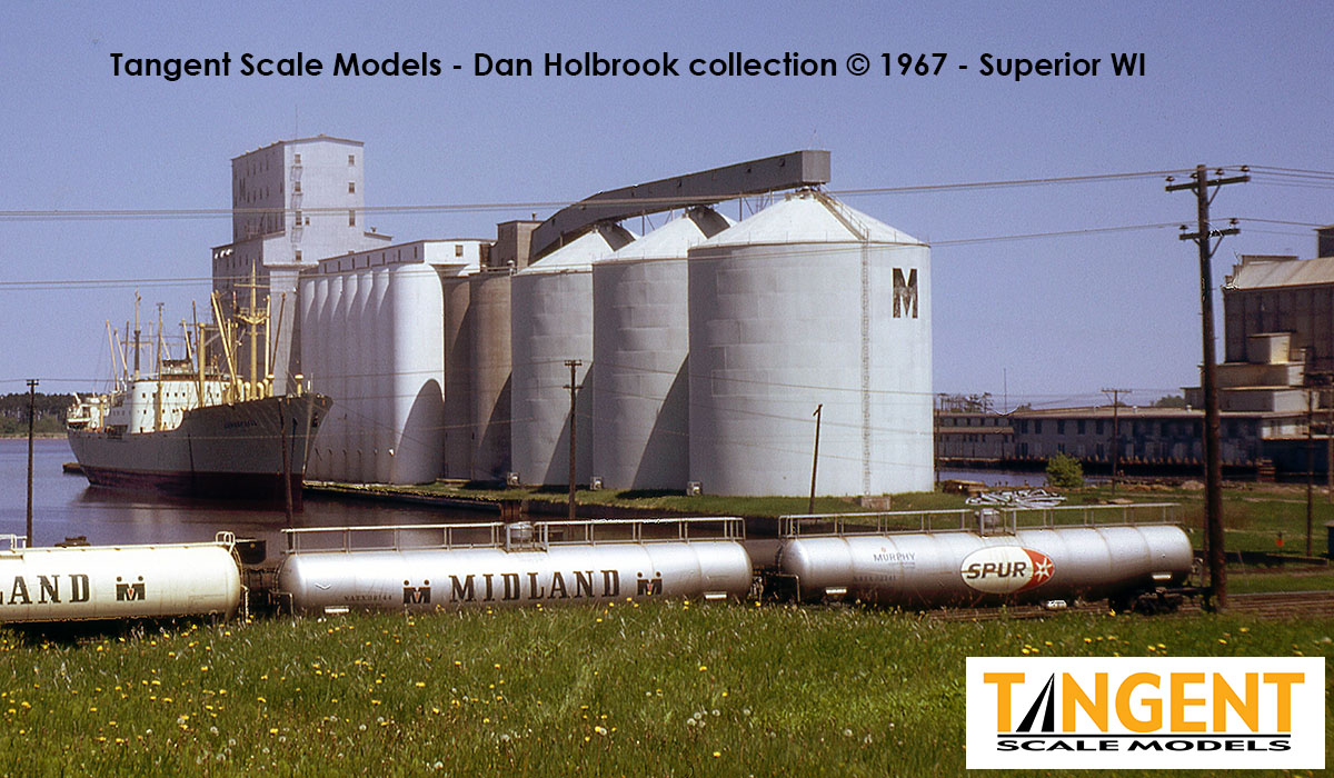 Tangent Scale Models HO 31162-02 NACC 1963 Design 33,000 Gallon Dual Diameter LPG/AA Tank Car NATX 'Murphy SPUR Delivery 1965' NATX #32137