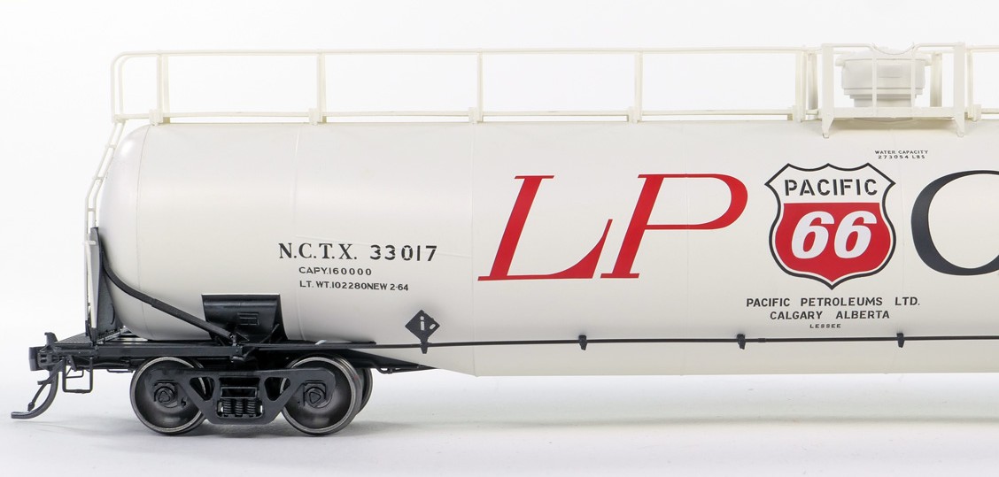 Tangent Scale Models HO 31163-02 NACC 1963 Design 33,000 Gallon Dual Diameter LPG/AA Tank Car NCTX 'Pacific 66 Calgary AB 1979+' NCTX #33017