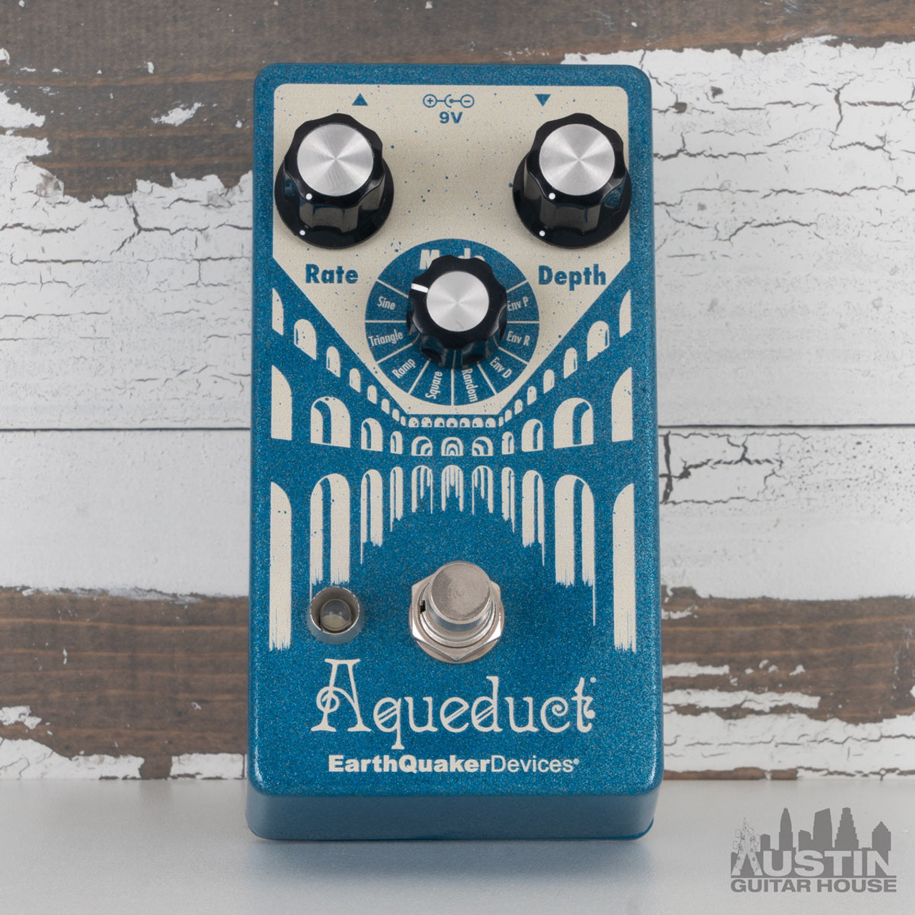 Earthquaker Devices Aqueduct Vibrato