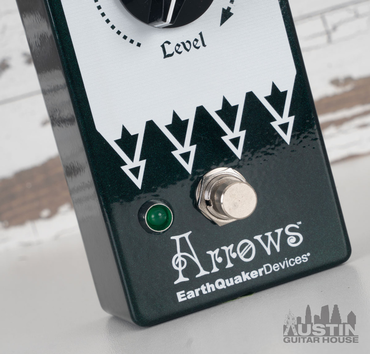 Earthquaker Devices Arrows - Austin Guitar House