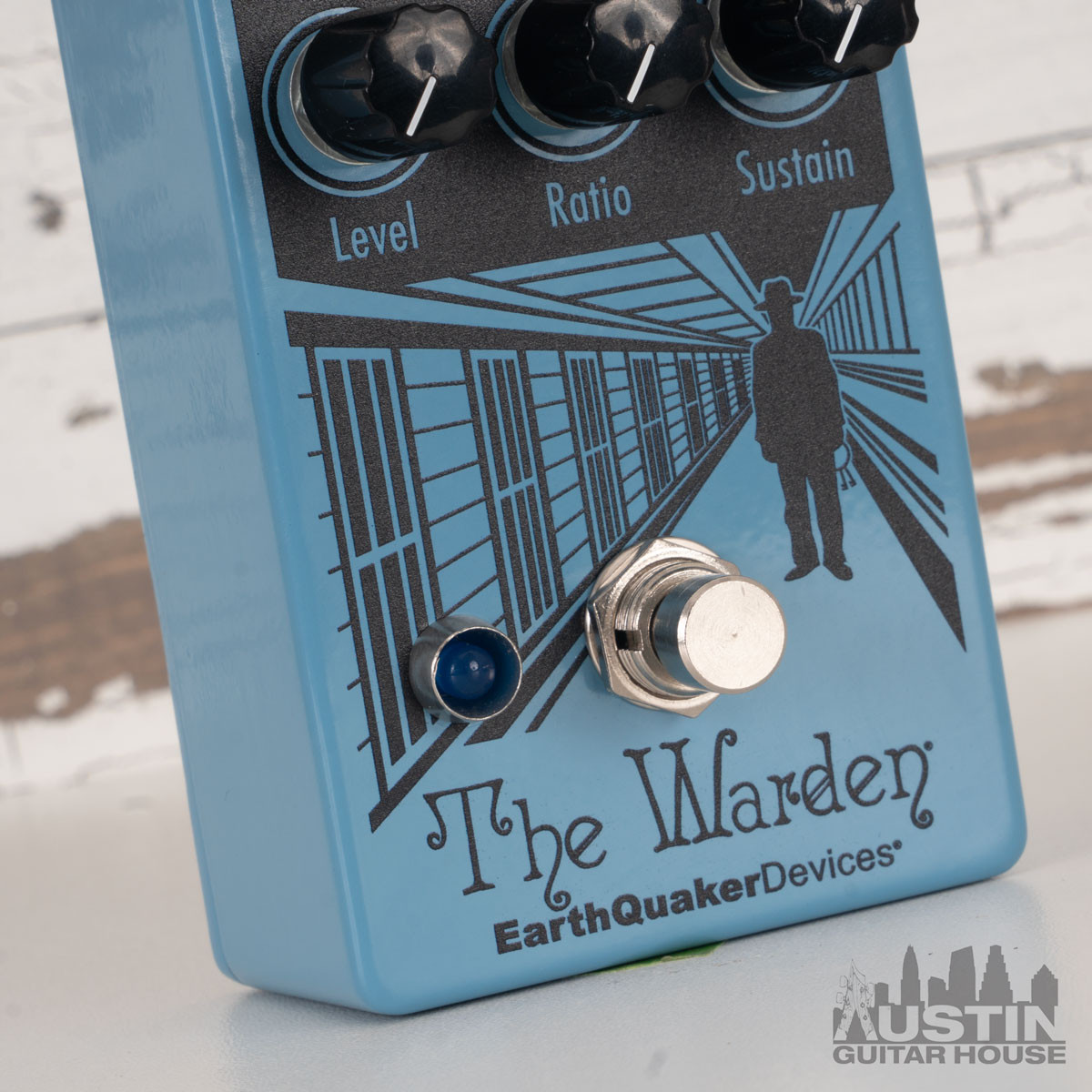 Earthquaker Devices The Warden - Austin Guitar House