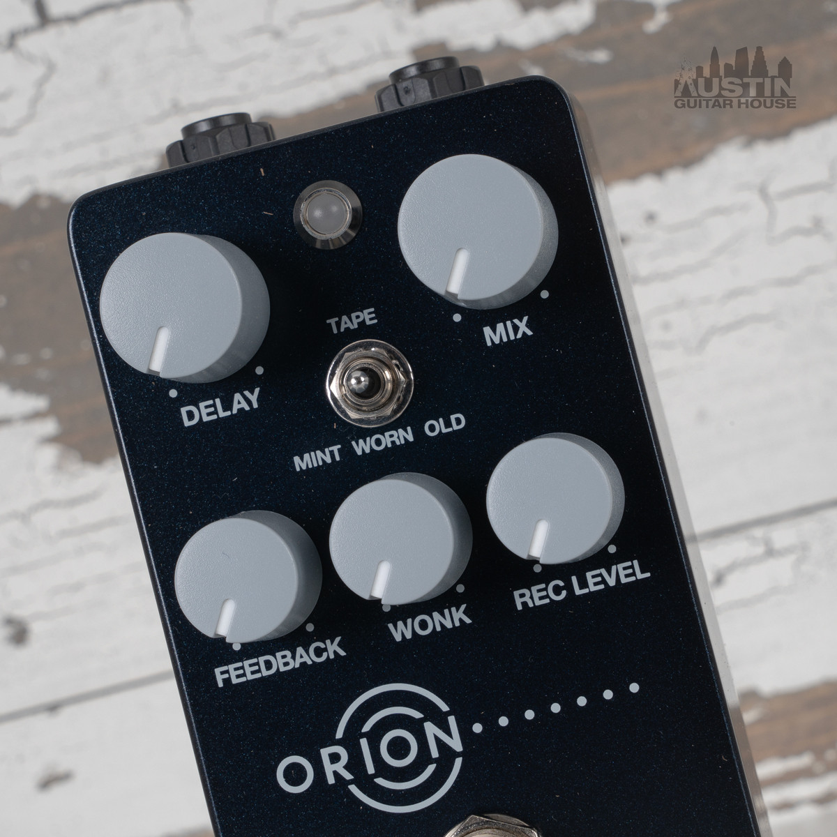 ギター UniversalAudio ORION UAFX Universal Audio UAFX Orion Tape Echo Effects Pedal Blue | Guitar