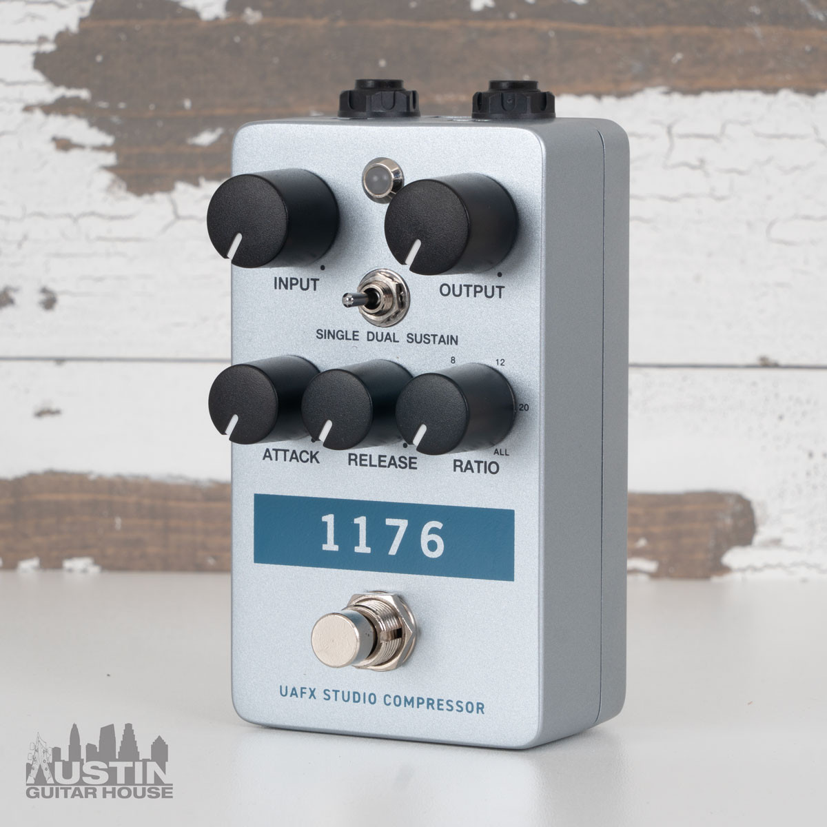 UAFX 1176 Studio Compressor Pedal