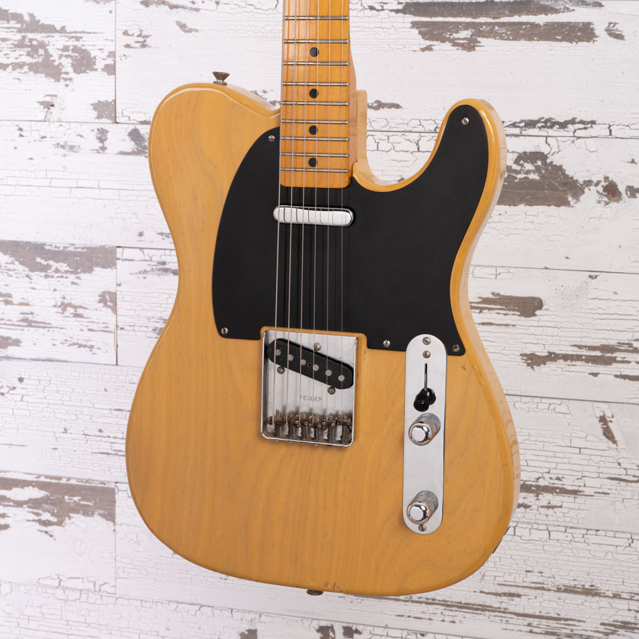 Fender 1982 American Vintage Reissue '52 Telecaster - Butterscotch Blonde  (Used)