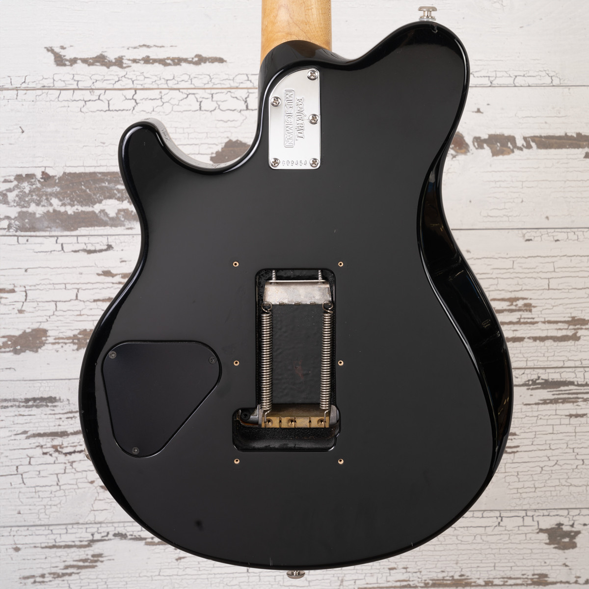 Music Man AXIS Tribute Translucent Black ギター Music Man AXIS