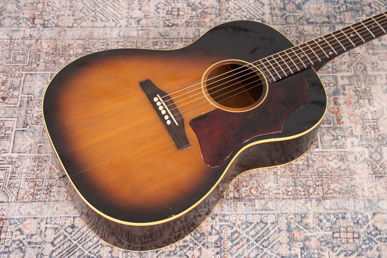 Gibson LG-1 ヴィンテージ 1966年 1966 Gibson LG-1 Acoustic Guitar in Sunburst | Cream City Music