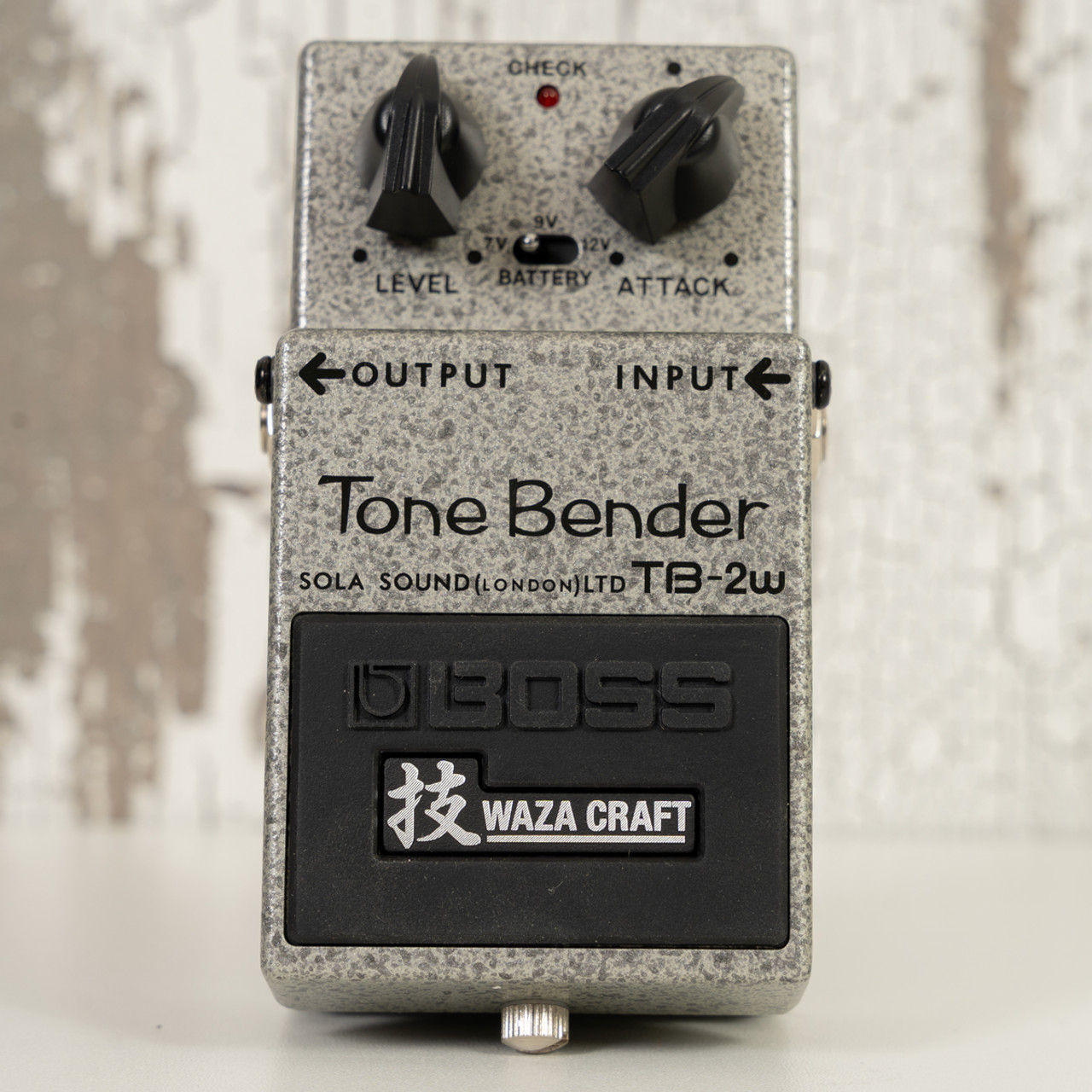 美品 BOSS TB-2W Tone Bender Waza Craft Review : BOSS Waza Craft Tone Bender TB-2w — That Guitar Lover