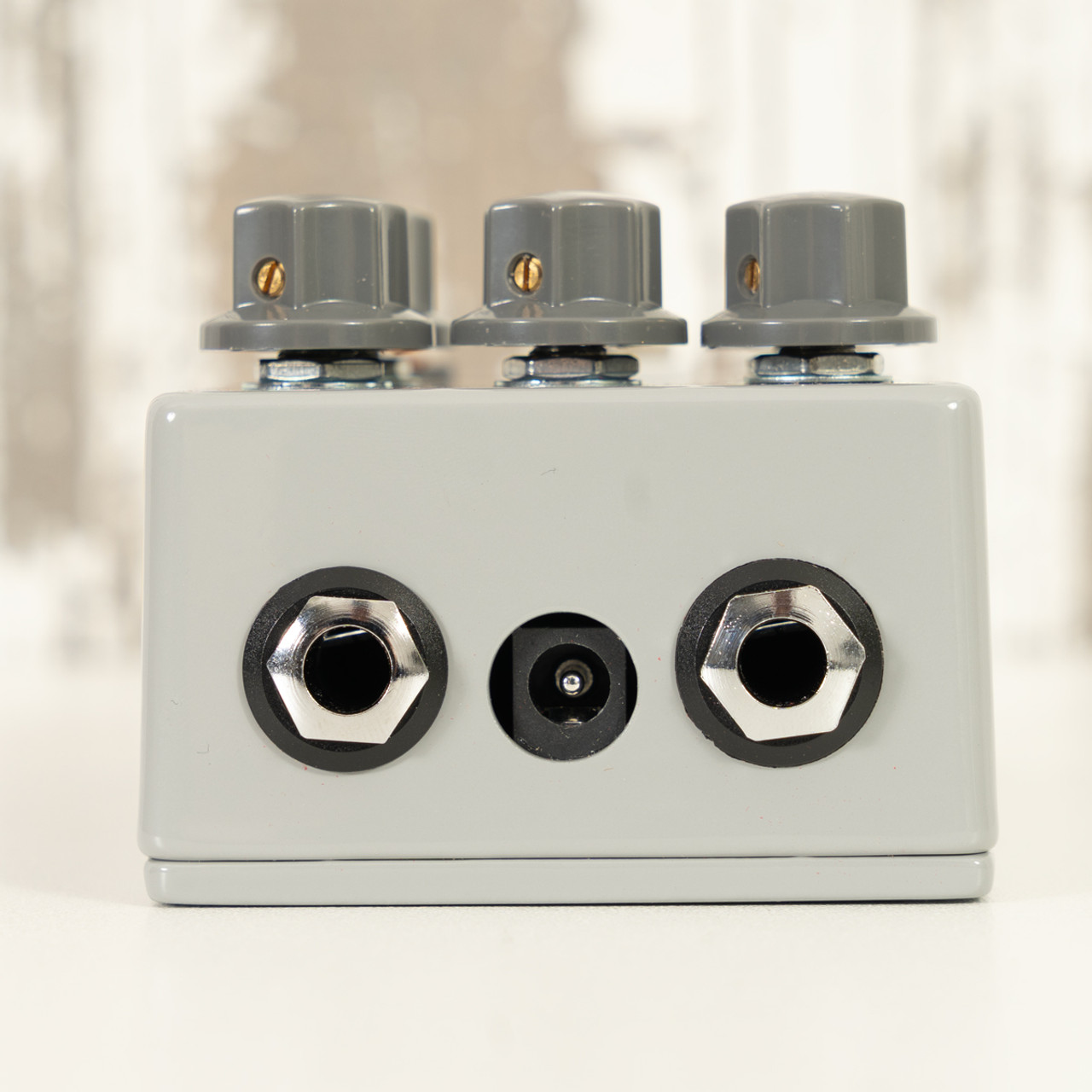 鍵盤楽器 British Noise  Gain Stage Amplifier JHS 424 Gain Stage: From Lo-Fi Pedal to Vintage Sabbath Doom
