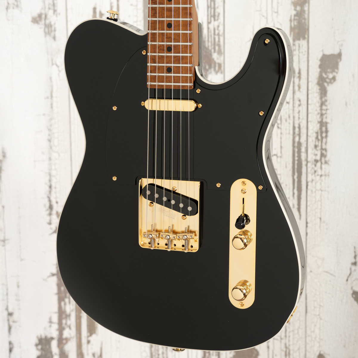 AGH | Suhr Mateus Asato Signature Classic T - Black