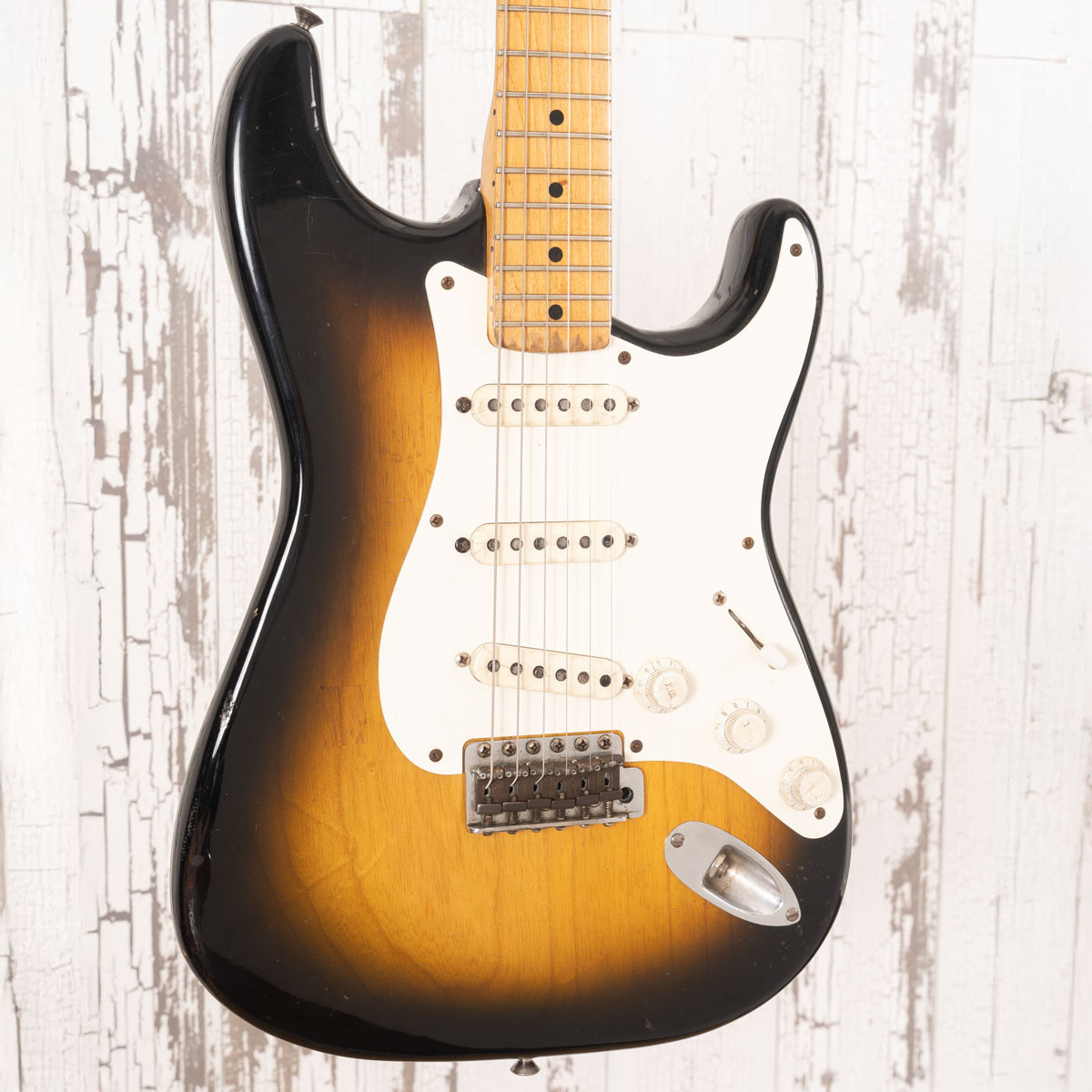 1955 Fender Stratocaster - 2-Tone Sunburst - Refinished (Vintage)